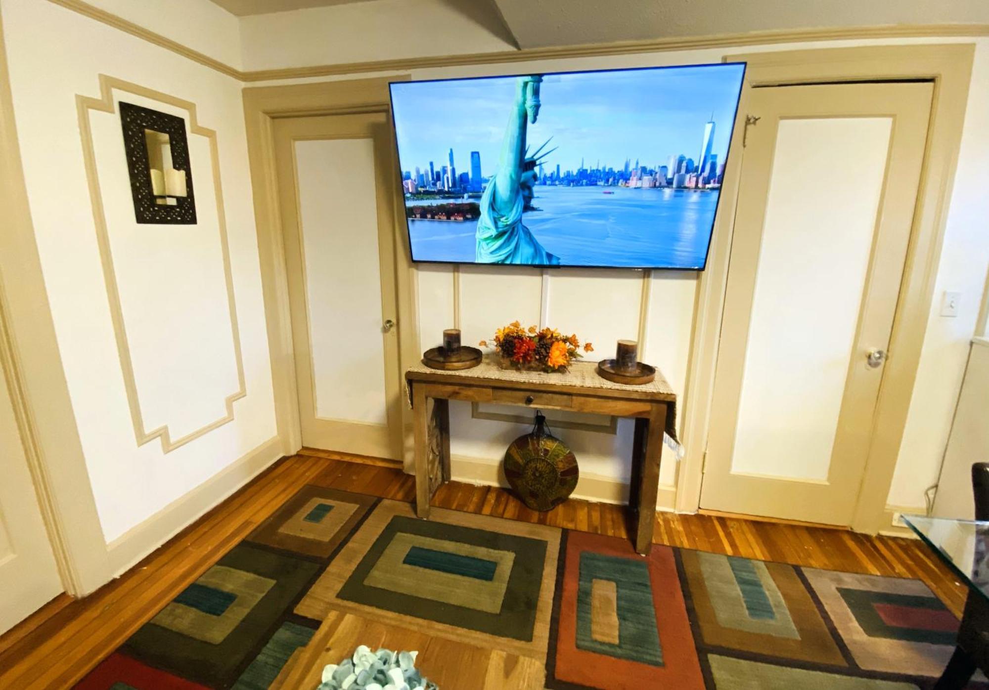 Nyc Cozy Private Bedroom With Free Parking & Near Subway - Business & Tourists New York Bagian luar foto