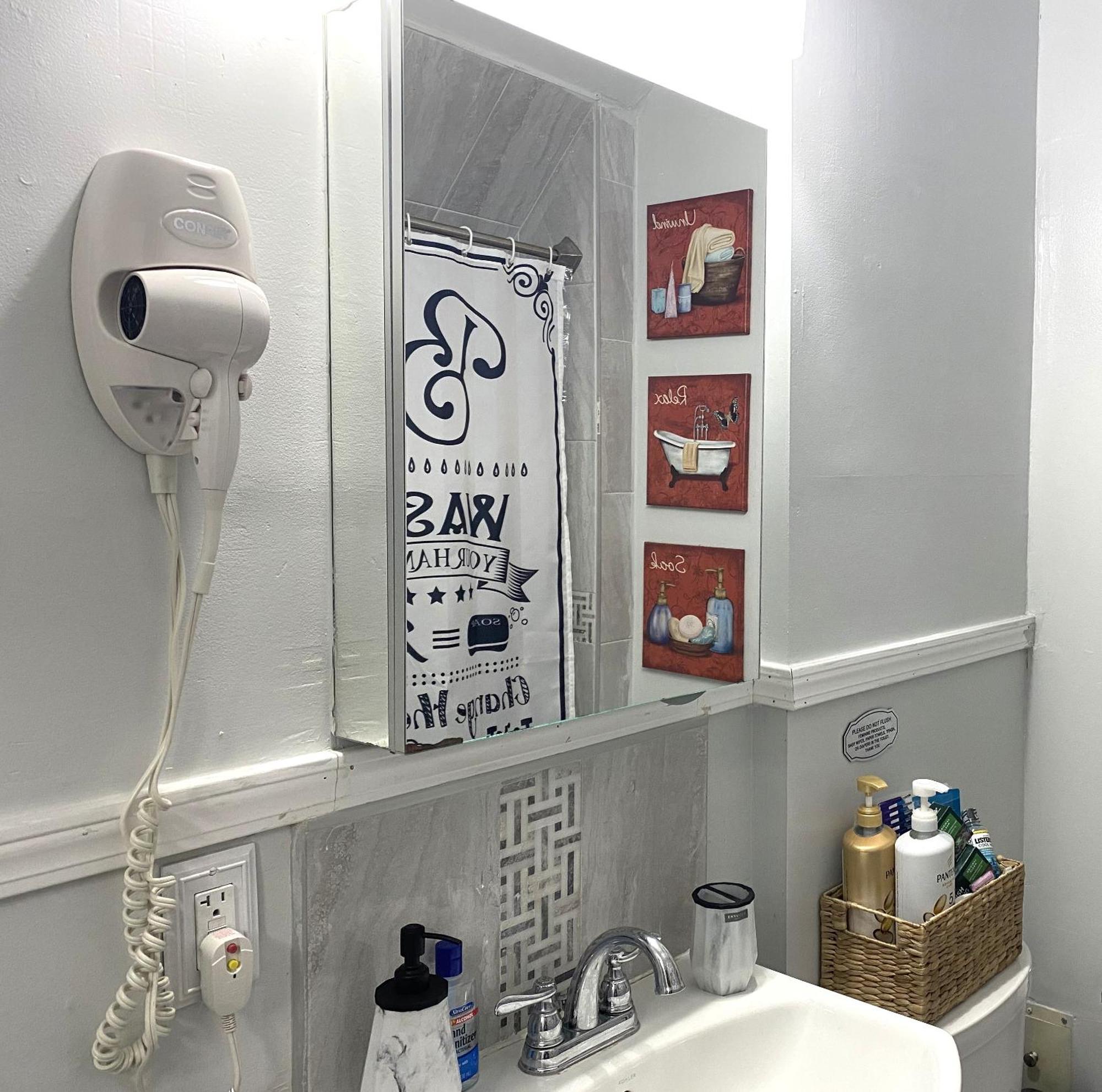 Nyc Cozy Private Bedroom With Free Parking & Near Subway - Business & Tourists New York Bagian luar foto