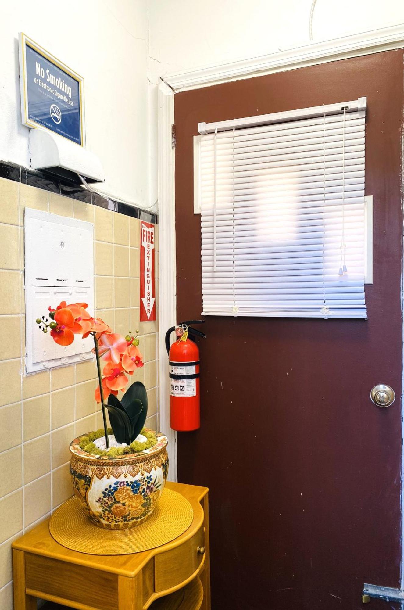 Nyc Cozy Private Bedroom With Free Parking & Near Subway - Business & Tourists New York Bagian luar foto